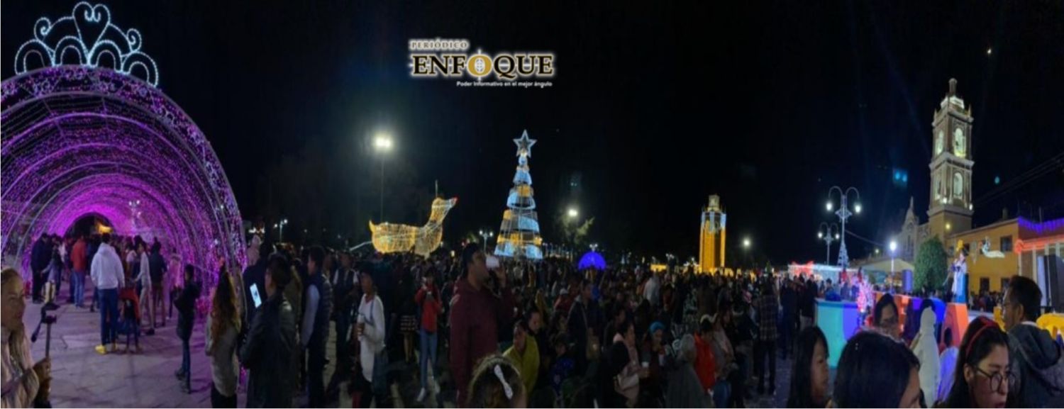 Tepeaca recibe decenas de visitantes por temporada navideña