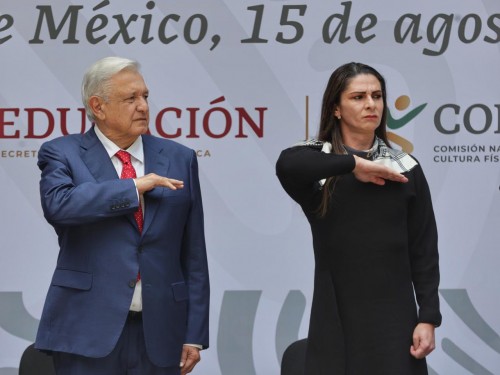 AMLO expresa su apoyo a Ana Gabriela Guevara ante acusaciones en su contra 