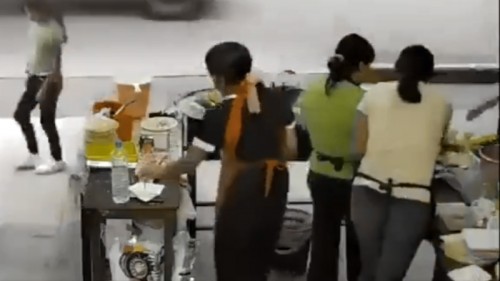 Detienen a mujer por ataque con aceite caliente a vendedora en Xalapa