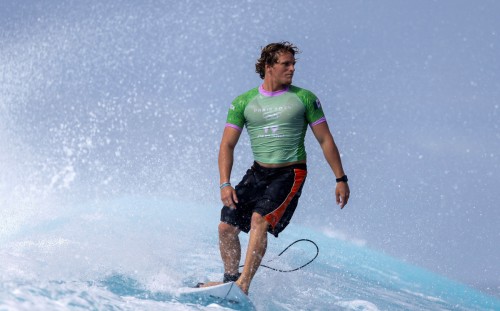Surfista mexicano es eliminado de los Juegos Olímpicos París 2024