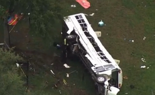 Accidente de autobús deja 8 muertos y 8 heridos de gravedad