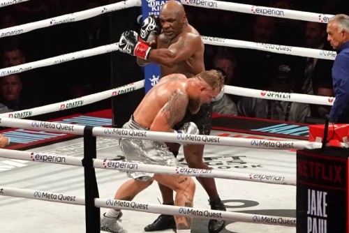 Jake Paul derrota a Mike Tyson: un combate entre leyenda y juventud