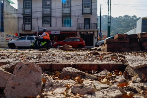 Obras en Bulevar Guillermo Valle: Mejoras Urbanas con Tráfico Intenso