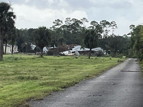 Huracán Milton causa devastación en Florida: miles sin hogar y daños graves