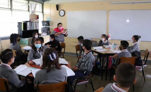 Puentes de noviembre: Tres fines de semana largos para estudiantes de educación básica