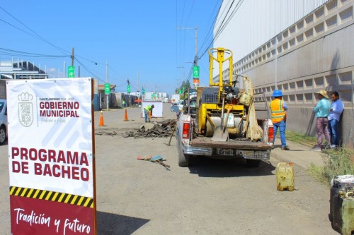 Inicia "BacheAndo" en el primer día de gobierno de Omar Muñoz 