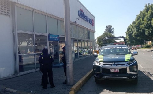 Roban millonaria bóveda de Citibanamex en Puebla sin detenidos