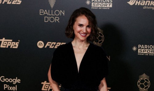 Natalie Portman deslumbra en el Balón de Oro 2024 con su pasión por el fútbol