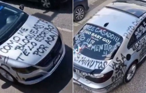 Auto rayado con insultos en Puebla se vuelve viral en redes sociales