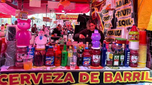 CDMX endurece sanciones por consumo y venta ilegal de alcohol en la vía pública con la "Ley Michelada"