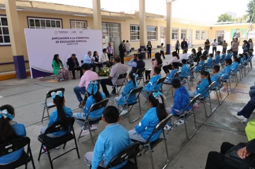 Ayuntamientos de Tlaxcala fortalecen la educación inclusiva con contratación de docentes especializados