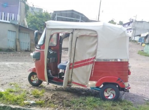 Gobierno ofrecerá alternativas laborales para operadores de mototaxis