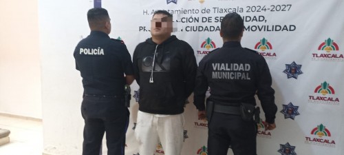 Robo a cuentahabiente de HSBC en Tlaxcala: recuperan 300 mil pesos y detienen a uno, otro escapó