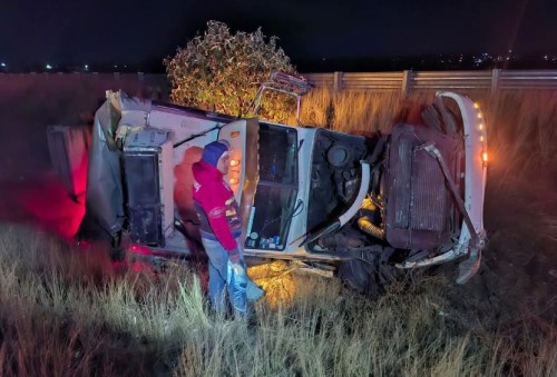 Volcadura en el Arco Norte provoca cierre parcial; tome precauciones