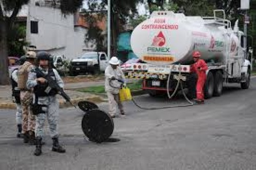 Exmilitares reciben hasta 31 años de cárcel por huachicoleo a Pemex