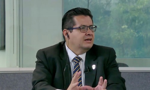 Detienen a abogado opositor a la Ley de Ciberasedio en Puebla