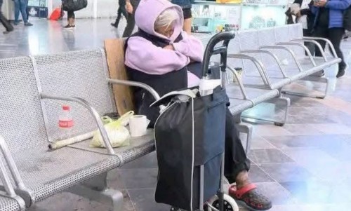 Fallece abuelita tras dos años de espera en CAPU