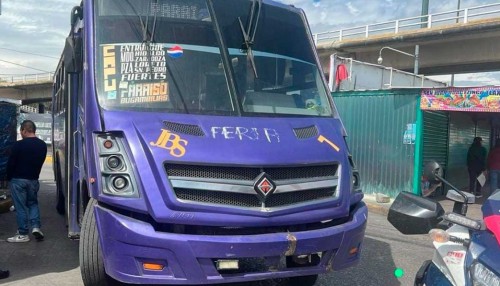 Violento asalto en transporte público de Puebla