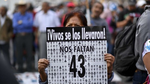 Sheinbaum anuncia avances en caso Ayotzinapa y relevo en la CNB