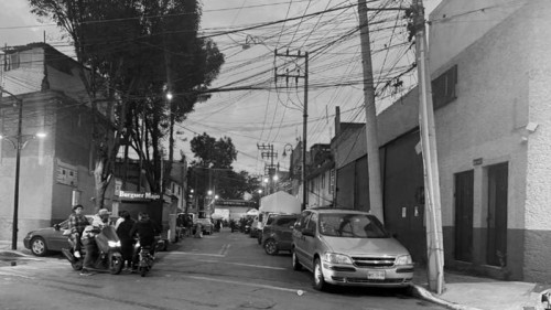 Balacera en Venustiano Carranza deja cuatro heridos; uno es menor