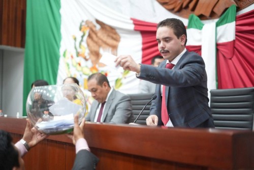 Emilio de la Peña justifica su nula iniciativa en legislatura productiva