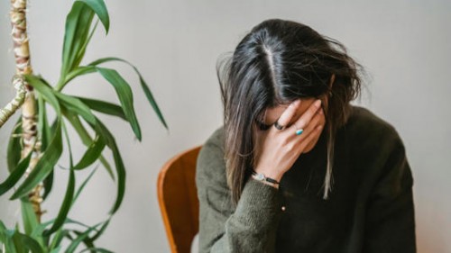 Merodeo: Esta insidiosa técnica de manipulación que te hace dudar de ti mismo