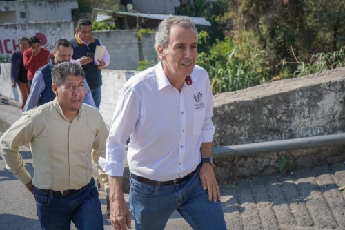 Pepe Chedraui atiende peticiones ciudadanas en San Miguel CanoaPepe Chedraui atiende peticiones ciudadanas en San Miguel CanoaPepe Chedraui atiende peticiones ciudadanas en San Miguel Canoa
