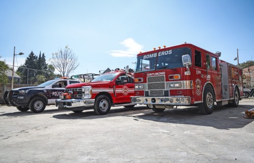 Omar Muñoz inicia obra de construcción de estación de bomberos 