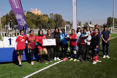 Reconoce Guadalupe Cuautle a ganadores del Torneo Infantil de Fútbol 7 Clausura 2025