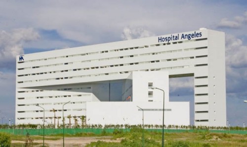Hospital Ángeles Puebla investiga desempeño de médico credencializado tras recibir señalamientos