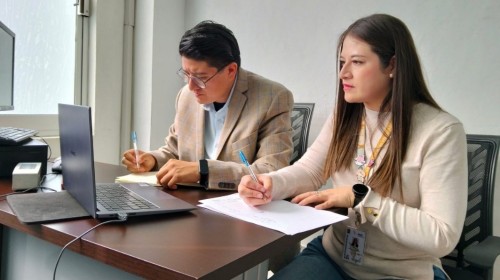 Identificación digital y apoyo a familiares en el extranjero