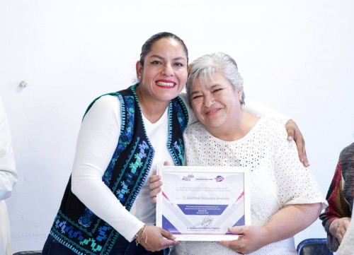 Entrega Lupita Cuautle la rehabilitación de la Estancia de Día de San Andrés Cholula