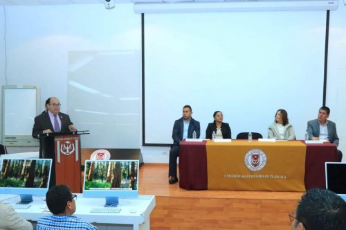 UATx impulsa la innovación con taller de Inteligencia Artificial para su personal