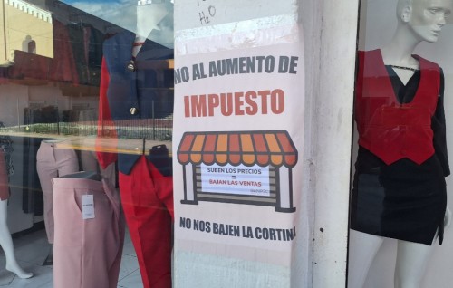 Comerciantes de Chiautempan se unen a campaña contra impuestos