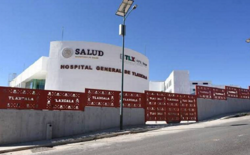 Pacientes con diálisis en Tlaxcala protestan por falta de insumos BAXTER