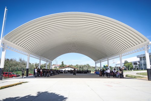 Entregan Omar Muñoz y Carlos Ochoa arco techo en primaria de la Unidad Educativa Frida Kahlo 
