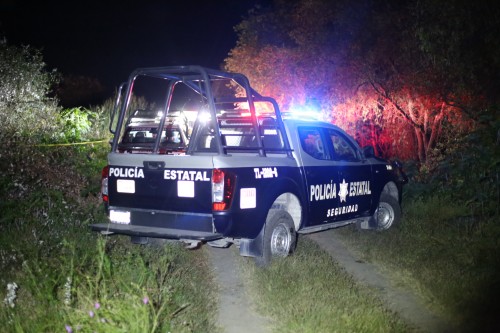 Hallan a hombre maniatado y asesinado a la orilla del Atoyac, en Zacatelco