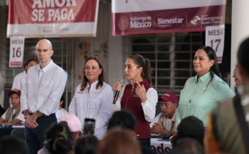 Sheinbaum supervisa entrega de apoyos en Álamo, Veracruz