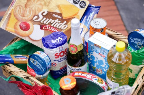 Solidaridad y apoyo en San Andrés Cholula con Canasta Navideña 2025