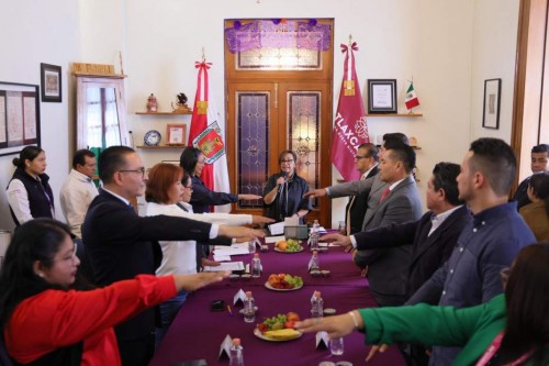 Tlaxcala crea Consejo Estatal de Archivos para preservar su historia