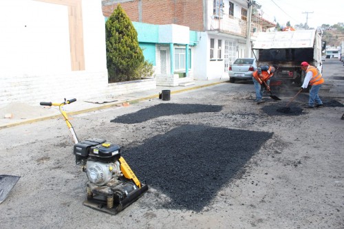 Gobierno de Puebla destina más de un millón al mes para operar maquinaria de bacheo