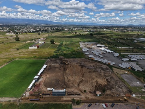 Supervisa Omar Muñoz avance de la rehabilitación del Complejo Deportivo San Juan 
