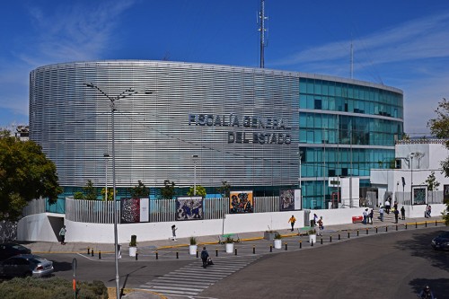 Fiscalía de Puebla investiga a ex funcionarios por presunta corrupción