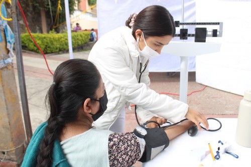 Coronango recibe jornada integral de salud con atención médica gratuita 