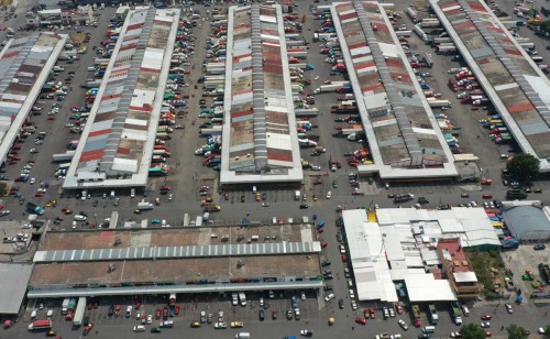 Ayuntamiento insiste en diálogo ante conflicto en la Central de Abasto