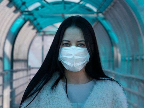 ¿Por qué los síntomas del coronavirus son menos graves en las mujeres?