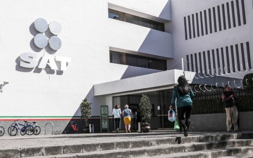 SAT recupera 736 mil mdp de adeudos en primeros dos años del Gobierno de AMLO