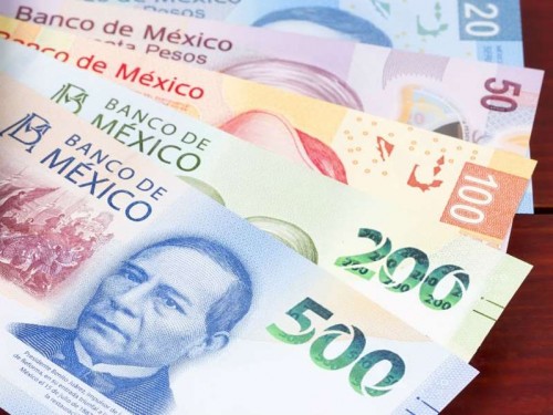 El salario mínimo en México es de   los más bajos del mundo