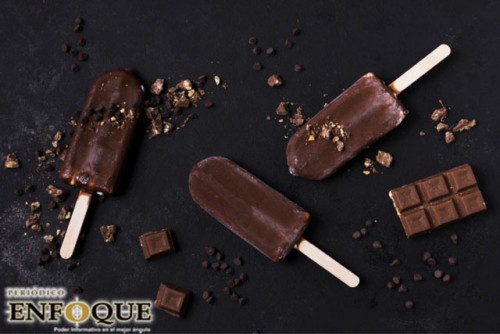 Beneficios de comer helado de chocolate negro