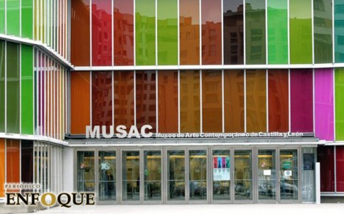 El sector del arte contemporáneo denuncia la “situación insostenible” del MUSAC